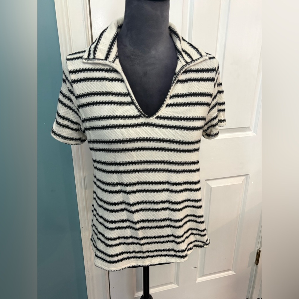 Kaileigh Black and White Striped Short Sleeve Sweater Top